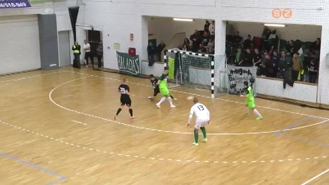 Ki�t�tt�k a Fradit a Hali futsalosai