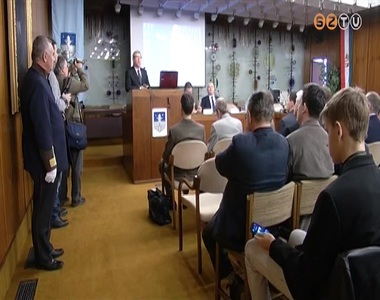 Az els� vil�gh�bor�r�l tan�cskoztak a v�rosh�z�n