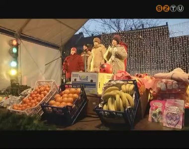 F� t�ri keresked�k aj�nd�kcsomagj�t vehett�k �t fogyat�kkal �l� gyerekek