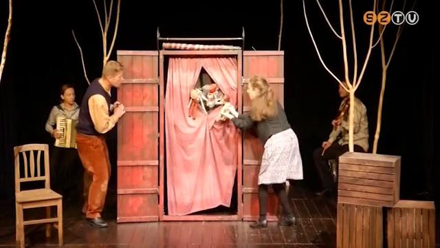 A Mesebolt Bábszínház újabb előadása lesz elérhető az eszinhaz online videótárban A Mesebolt Bábszínház újabb előadása lesz elérhető az eszinhaz online videótárban