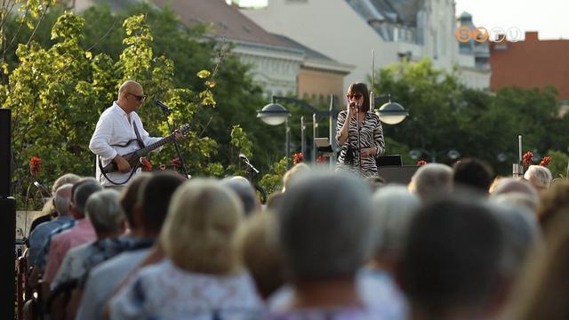 Telt házzal indult a Nyitott Városháza Teraszkoncertsorozat Telt házzal indult a Nyitott Városháza Teraszkoncertsorozat