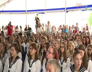 Tehetséges, rászoruló lánytanulókat támogatnak Tehetséges, rászoruló lánytanulókat támogatnak