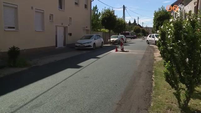 Megújult a Balassi Bálint utca Megújult a Balassi Bálint utca