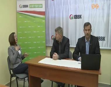 Jeltolm�csokat k�r a Jobbik a sz�nh�zi el�ad�sokra