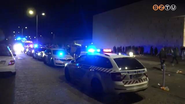 Bombariad� szak�totta f�lbe a Delta zenekar koncertj�t vas�rnap hajnalban