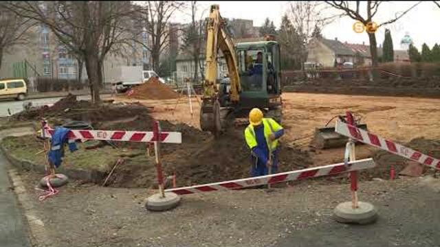 Új parkolóhelyeket építtet az önkormányzat a Joskar-Ola-lakótelepen Új parkolóhelyeket építtet az önkormányzat a Joskar-Ola-lakótelepen