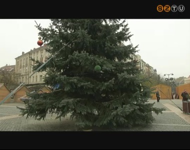 Szombaton kezdődik az adventi vásár a Fő téren Szombaton kezdődik az adventi vásár a Fő téren