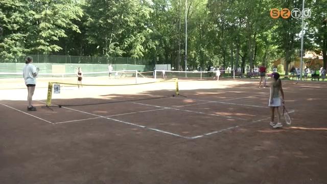 Asbóth József emlékére rendezett országos mini tenisz bajnokságot a Haladás VSE Asbóth József emlékére rendezett országos mini tenisz bajnokságot a Haladás VSE
