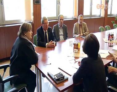 Egy�tt tartott fogad��r�t polg�rmester �s k�pvisel�