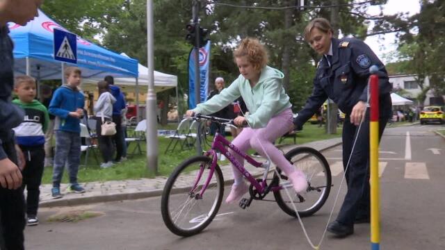 Els alkalommal szervezett a rendrsg kzlekedsi tmanapot a KRESZ-parkban