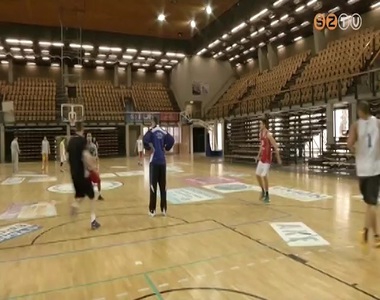 �j csapatkapit�nnyal k�sz�l a Feh�rv�r ellen a Falco