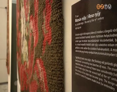 Finn textilművészek munkái az Iseumban Finn textilművészek munkái az Iseumban