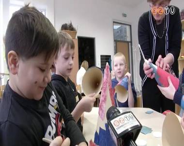 K�sz�lnek a gyerekek a farsangra