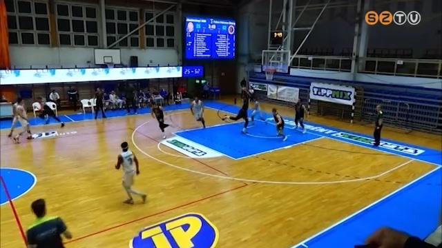 Simán hozta a kötelezőt a Falco Simán hozta a kötelezőt a Falco