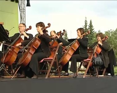 Amikor a suszter elhagyja a kaptafát - Szombathely az árvízkárosultakért 
