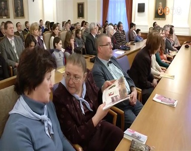 A 25 �ves Alpokalja Nagycsal�dos Egyes�let