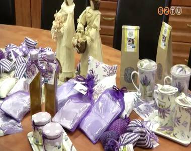 A val�di, m�s n�ven keskenylevel� levendula lett az �v gy�gyn�v�nye 2018-ban