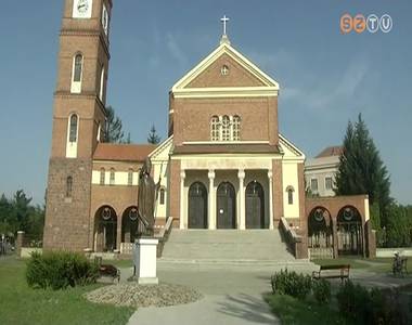 Megújul a Szalézi tér és a Tóth István park Megújul a Szalézi tér és a Tóth István park