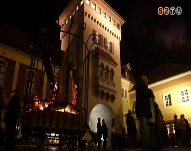 A m�eml�ki k�rnyezet is er�s�ti az adventi hangulatot K�szegen