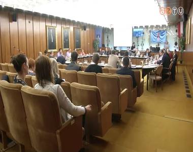 Gazdas�gi bizotts�gi �l�s