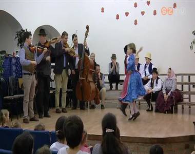 Havonta várja táncház az érdeklődőket az egyetem zenei tanszékén Havonta várja táncház az érdeklődőket az egyetem zenei tanszékén