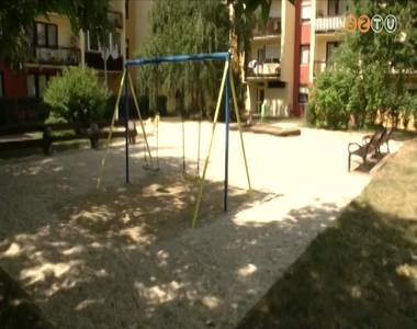 Három játszótér szépült meg az elmúlt hetekben az oladi városrészen Három játszótér szépült meg az elmúlt hetekben az oladi városrészen